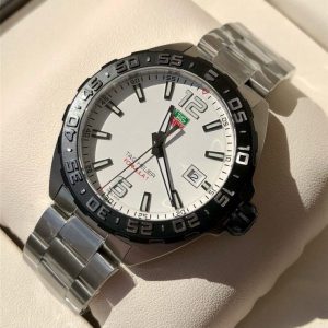 TAG Heuer F1 Replica Horloge 1:1 Super Clone met Zwitsers Uurwerk 1124865183 - front view | Tag Heuer
