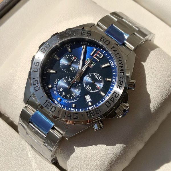 TAG Heuer F1 Replica Horloge - Super Clone Zwitsers Uurwerk Voor Mannen 947558788 - front view | Tag Heuer