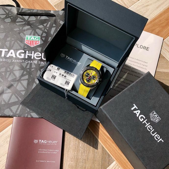 TAG Heuer F1 Replica Horloge: Luxe 1:1 Zwitsers Uurwerk Voor Mannen 1144740653 - front view | Tag Heuer