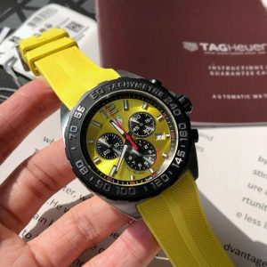 TAG Heuer F1 Replica Horloge: Luxe 1:1 Zwitsers Uurwerk Voor Mannen 1144740653 - side view | Tag Heuer
